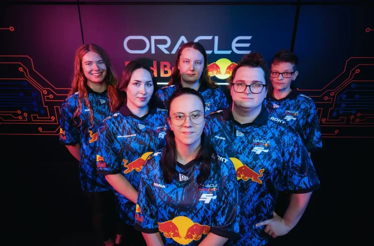 Oracle Red Bull all-female British F4 Esports team
