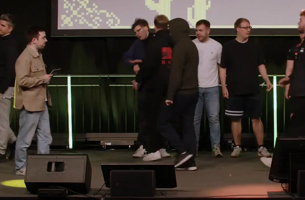 MAUschine 10 year ban